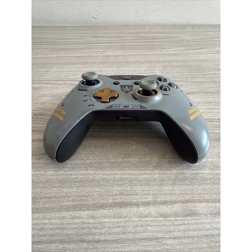 Microsoft Xbox One Limited Edition Call of Duty: Advanced Warfare Controller